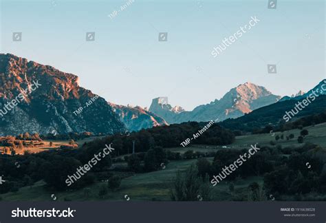 Naranjo De Bulnes Known Picu Urriellu Stock Photo Edit Now