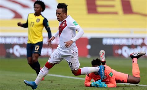 Ecuador vs Perú Eliminatorias Christian Cueva marca para Perú y el