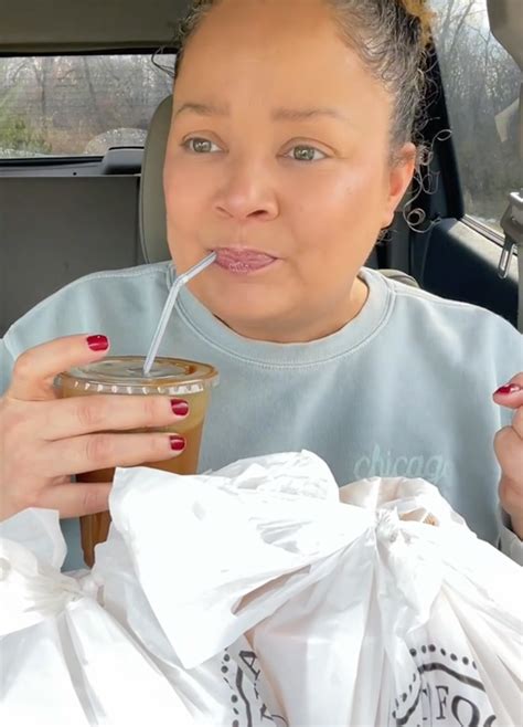 Tiên nữ mukbang Quỳnh Trương tắt đèn trước quý cô mukbang Mexico bít cửa so Hot KOLs