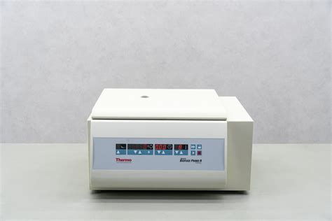 Thermo Scientific Heraeus Biofuge Primo R Refrigerated Centrifuge