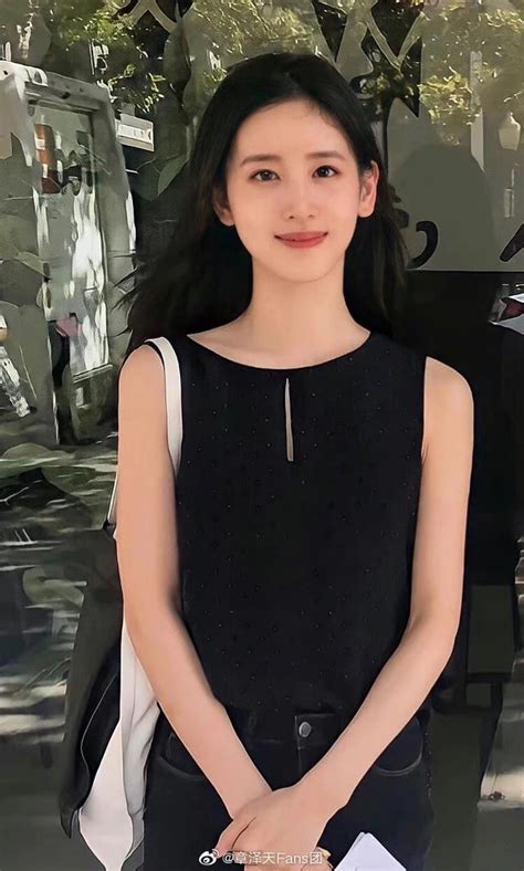 Nhan S C Hi N T I C A Hot Girl Tr S A N C Ti Ng M T Th I