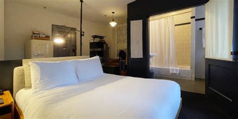 Ace Hotel New York: Stylish Hotel in Midtown Manhattan ⋆ The Voyageer