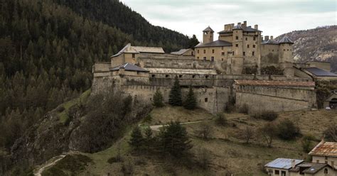 Hautes Alpes Fort Queyras de nouveau en vente et mis aux enchères