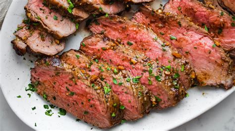 Garlic And Black Pepper Tri Tip Roast Recipe