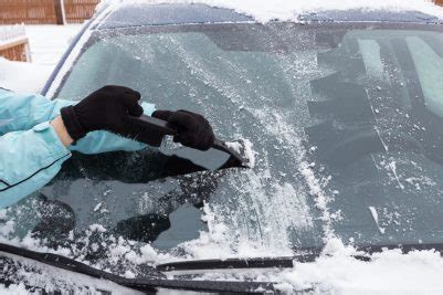 How to Defrost Car Windows And Other Winter Conundrums - Car Guys Auto Center