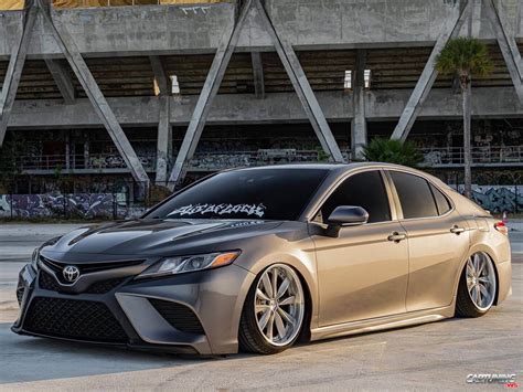 Stanced Toyota Camry V70