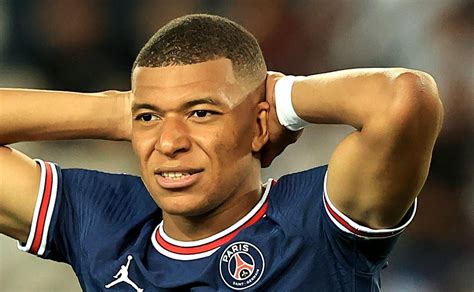 Mbappé não vai querer ele lá PSG coloca meia para jogo e Nação