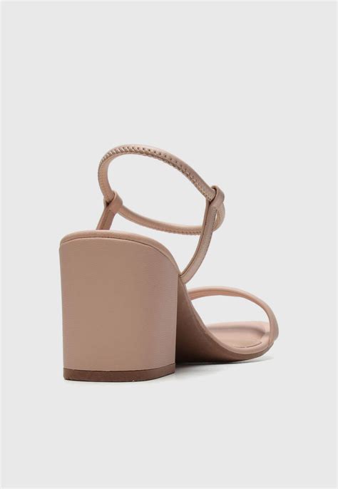 Sand Lia Dakota Tiras Nude Compre Agora Dafiti Brasil