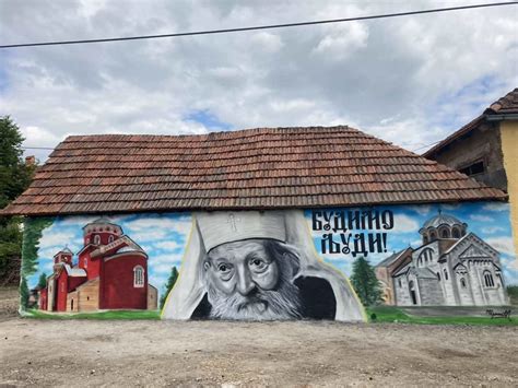 BUDIMO LJUDI Oslikan Mural Sa Likom Patrijarha Pavla Na Crkvi U