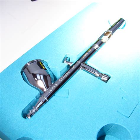 Iwata Eclipse HP CS Gravity Feed Dual Action Airbrush