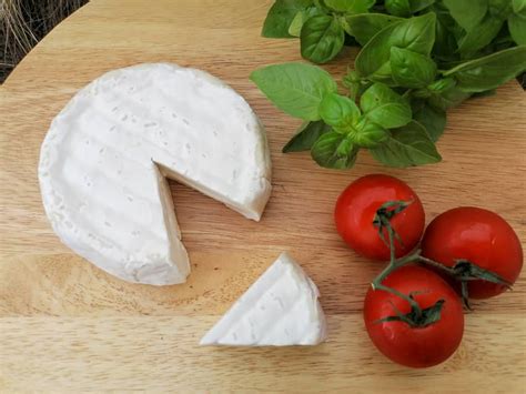 Camembert di bufala extraordinairement crémeux et savoureux un régal