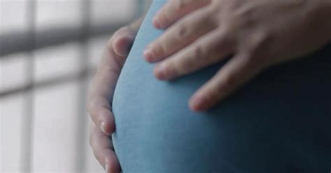 Sesso Con Sconosciuti Rimane Incinta A 14 Anni Dopo La Sfida Della Sex Roulette