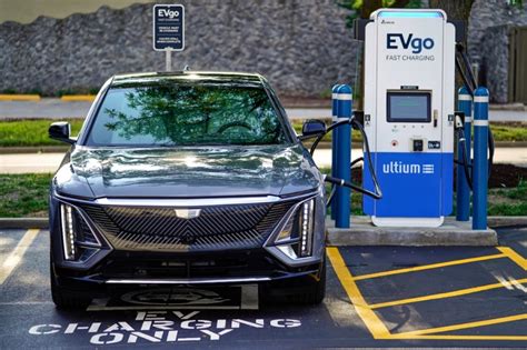 GM And EVgo To Add 400 EV Fast Charging Stations Across U S