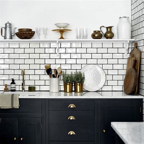 19 Ways To Use Subway Tile In The Kitchen