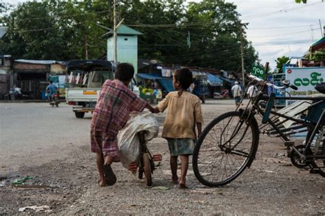 Support Support street children in Manila - Children of the Mekong