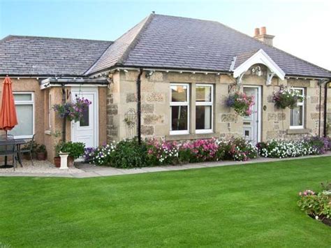 This Semi Detached Cottage Is Located In The Village Of Elgin Near