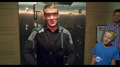 ОНИ ОГРАБИЛИ БАНК // ОГРАБЛЕНИЕ БАНКА В РЕАЛЬНОЙ ЖИЗНИ HD - YouTube