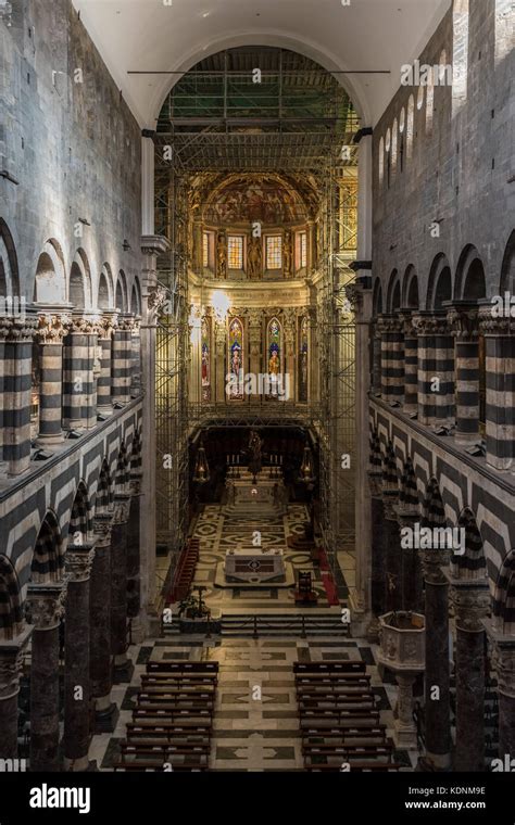 Chiesa San Lorenzo Genova Interno Immagini E Fotografie Stock Ad Alta