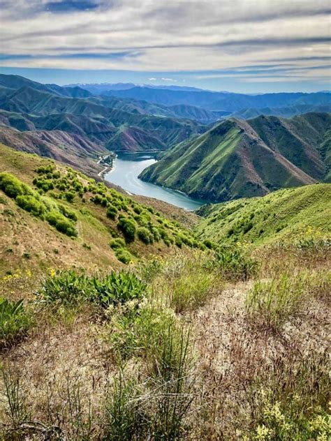 Hiking In Idaho Best Trails For Every Level Go Wander Wild