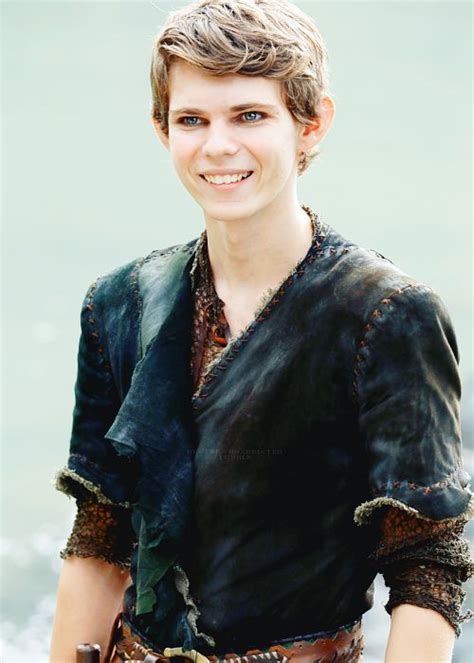 Once Upon A Time Peter Pan Actor Robbie Kay