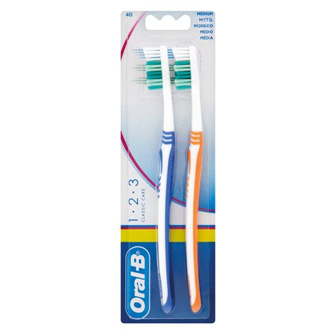 Oral B Classic Care Toothbrush Two Pack