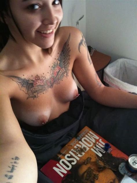 Cannibal Cupcake X Post R RealGirls Hot Chicks With Tattoos Luscious Hentai Manga Porn