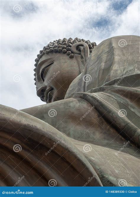 Est Tua De Tian Tan Buddha Hong Kong Foto De Stock Imagem De Turismo