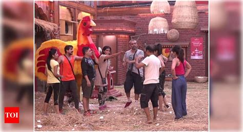 Bigg Boss Marathi Written Update May 30 2018 Day 32 Sai Lokur And