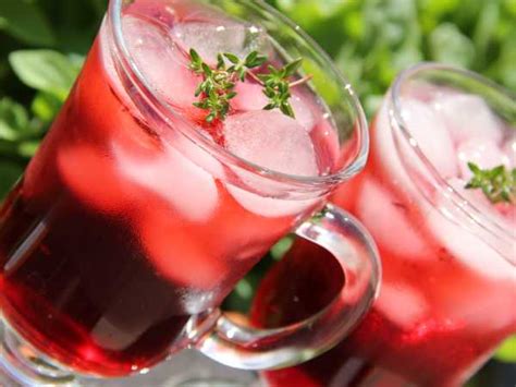 Напиток из каркаде с тимьяном, рецепт с фото