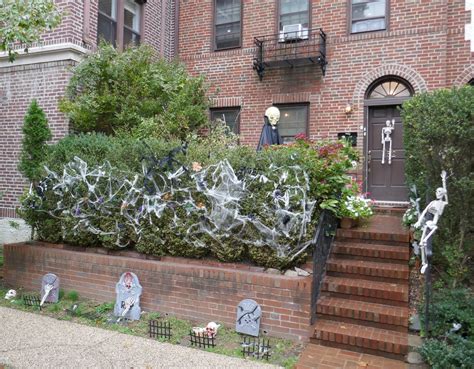 Locals complain about the noise from forest hills queens concerts 38