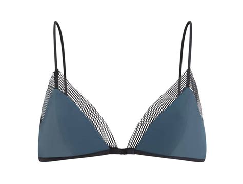 Y si el bikini más favorecedor fuese también el más clásico Vogue España