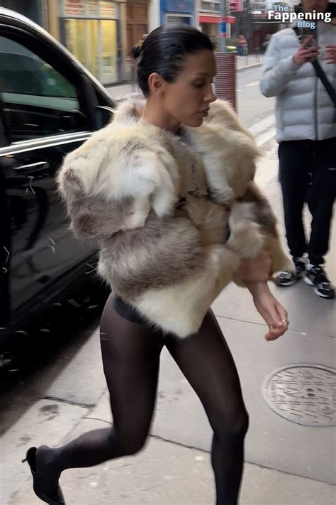 Bianca Censori Kanyewest Nude Leaks Photo Thefappening