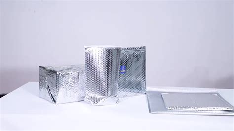 Hot And Cold Large Vacuum Food Warmer Isothermic Bags Disposable Bubble Foil Cooler Bag For