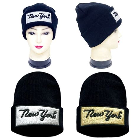 Unisex Knitted Winter Hat New York Print Pack At Socksinbulk