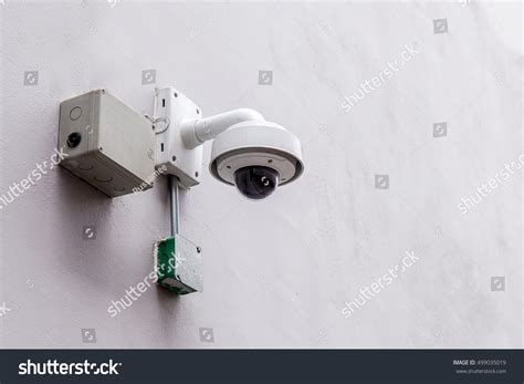 Security Cctv Camera Office Building Security Stock Photo 499035019 | Shutterstock