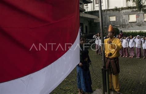 PERINGATAN PENGAKUAN KEDAULATAN INDONESIA ANTARA Foto