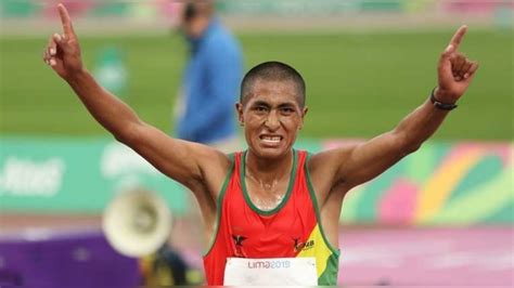 Vidal Basco el atleta que sufrió un robo y quiere más medallas para