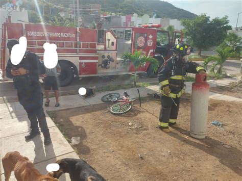 Conato de incendio en domicilio moviliza a Bomberos Veteranos en Mazatlán