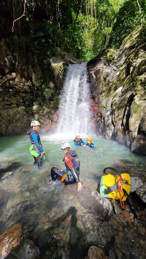 Quelle Activit Faire Bouillante Guadeloupe Guadeloupe Canyoning