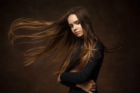 Model HD Brunette Long Hair HD Wallpaper Rare Gallery