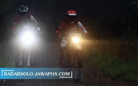 Tips Menghindari Potensi Bahaya Saat Berkendara Di Musim Hujan Jawa Pos