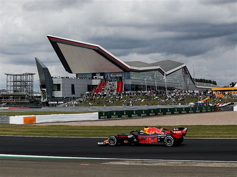 Silverstone in favour of a 'midweek' grand prix | PlanetF1 : PlanetF1