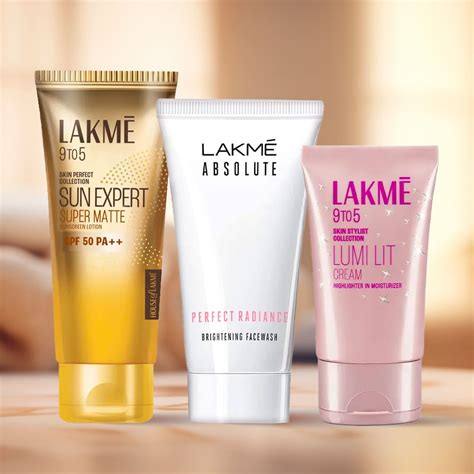 Lakme Luminous Glow Trio Perfect Radiance Brightening Face Wash