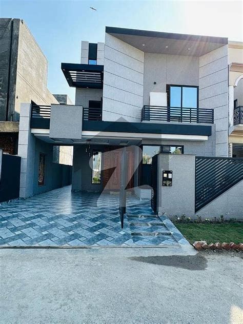 10 Marla Beautiful House For Sale Sector M2A Lake City Lahore Lake City