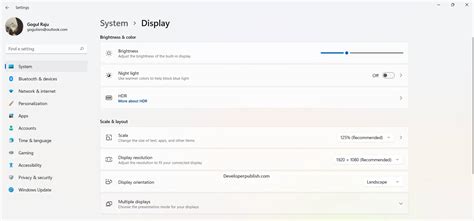 Adaptive Brightness Control in Windows 11