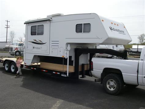 Okay Another Camper On Gooseneck Pirate4x4com 4x4 And Off Road Forum