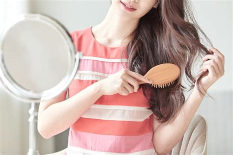 高級ヘアブラシおすすめ8選！とかすだけでツヤツヤ♡天使の輪をgetしよう Mocobeモコビ