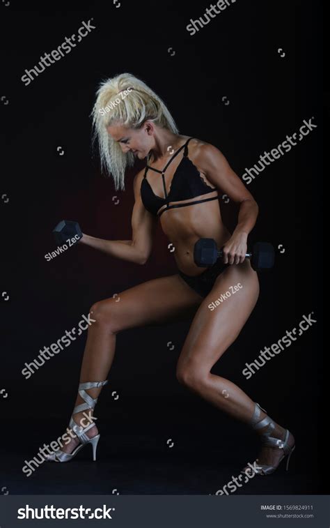 Female Fitness Model Black Bikini Fitness Stock Photo 1569824911 Shutterstock