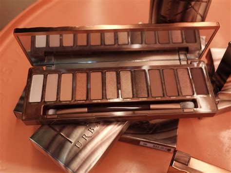 Naked Honey Eyeshadow Palette Terbaru Dari Urban Decay Dengan Warna Cantik Beauty Journal