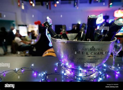 Opening ceremonie hi-res stock photography and images - Alamy